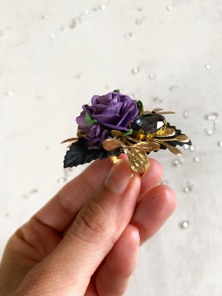 Purple Flower Ring: Glam Gold Tone Floral Jewelry – handmade floral hair accessory by magaela