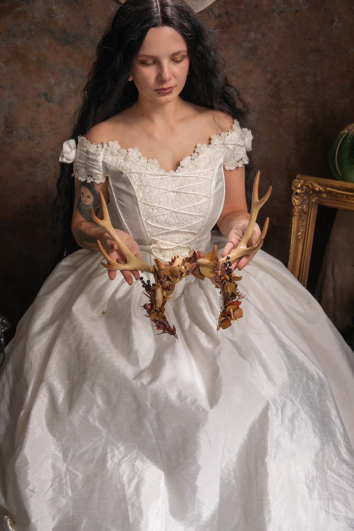 Woodland Antler Crown: Autumn Fairy Headpiece – handmade floral hair accessory by magaela