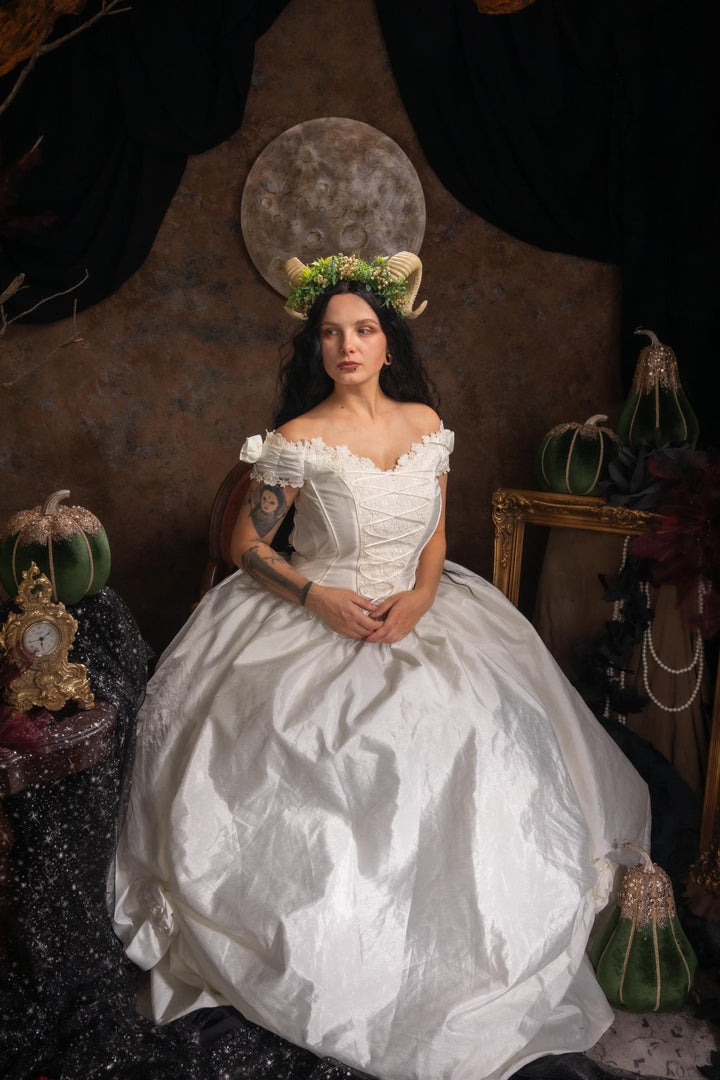 Greenery Horns Crown: Handmade Fairycore Headband – handmade floral hair accessory by magaela