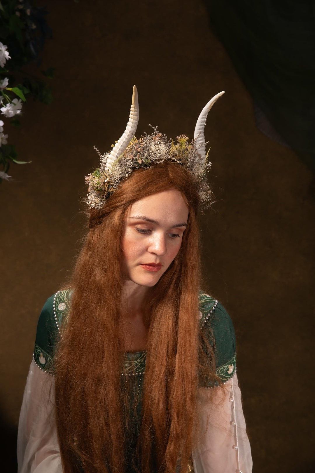 White Horns Flower Crown: Gothic Wedding Headpiece, Pagan Witch – handmade floral hair accessory by magaela