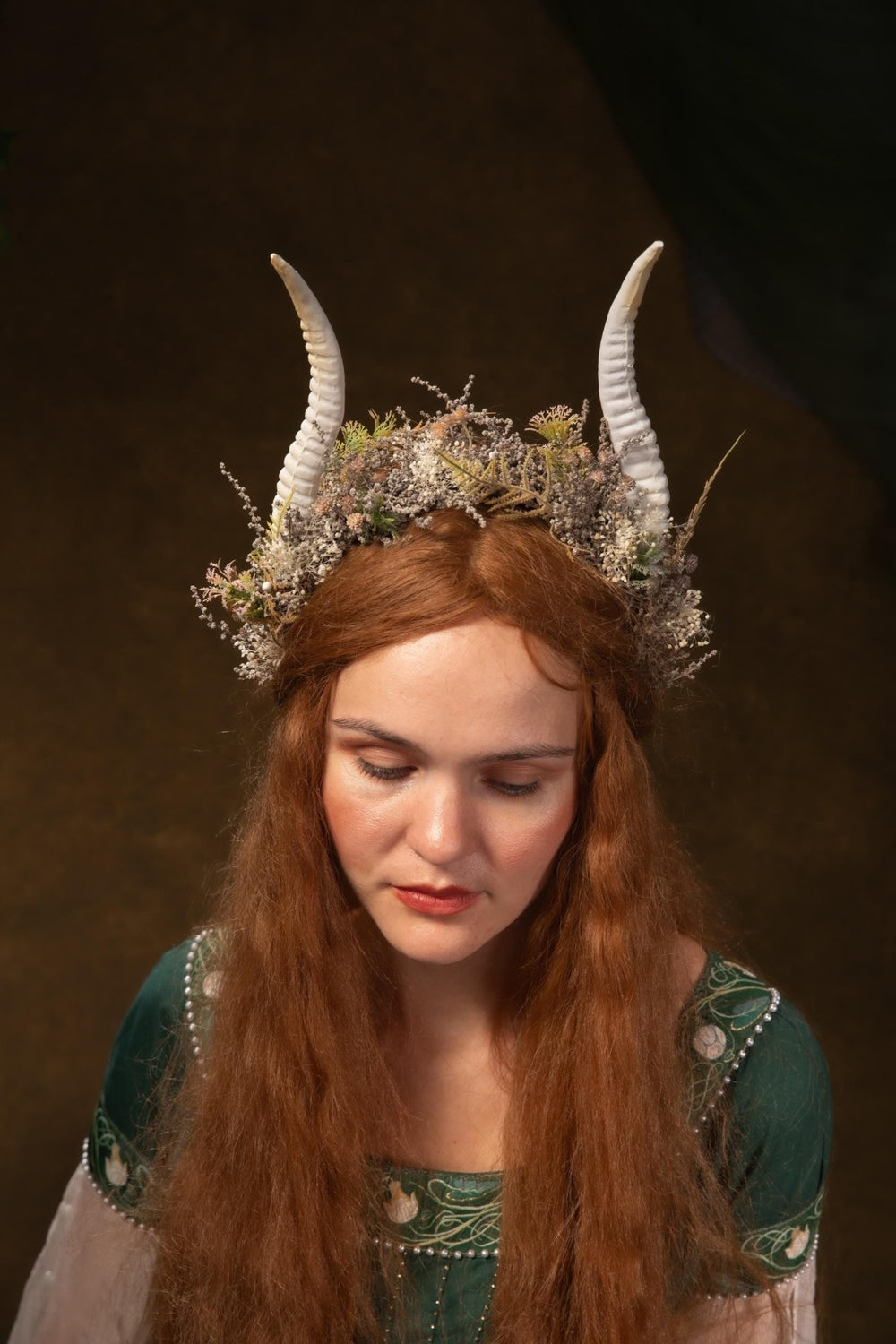 White Horns Flower Crown: Gothic Wedding Headpiece, Pagan Witch – handmade floral hair accessory by magaela