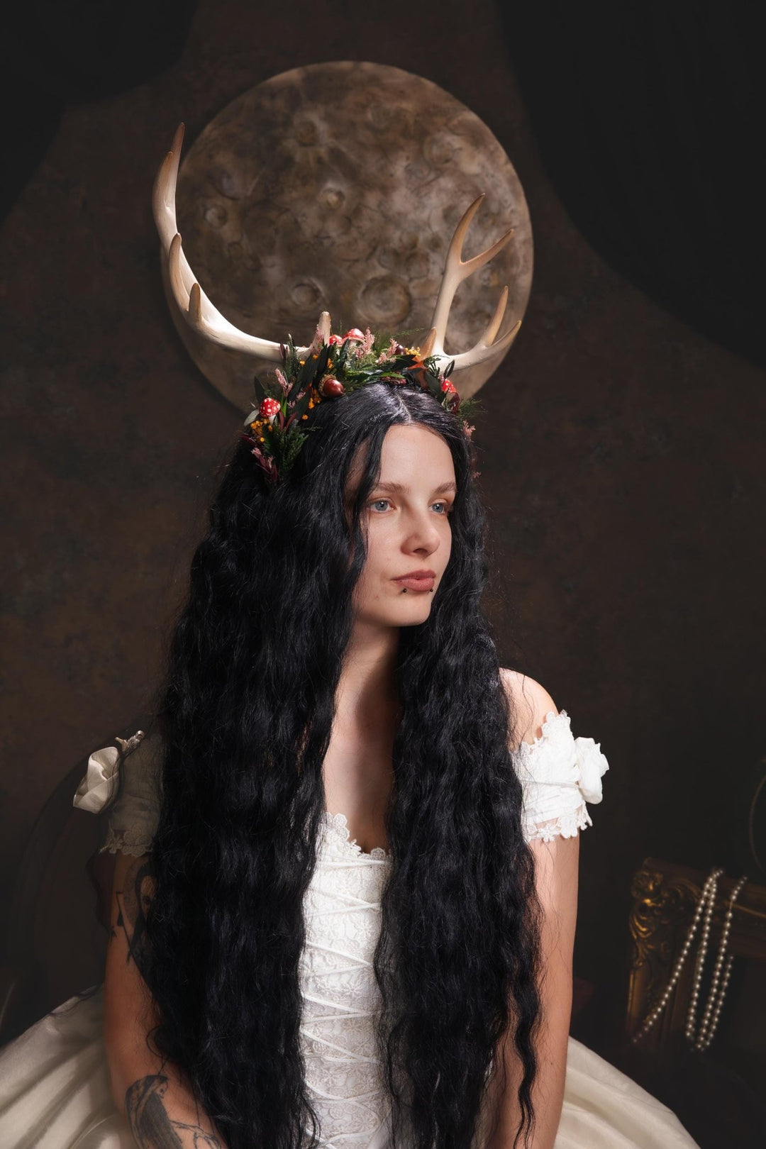 Whimsical Antler Flower Crown: Fairycore Festival Headpiece – handmade floral hair accessory by magaela
