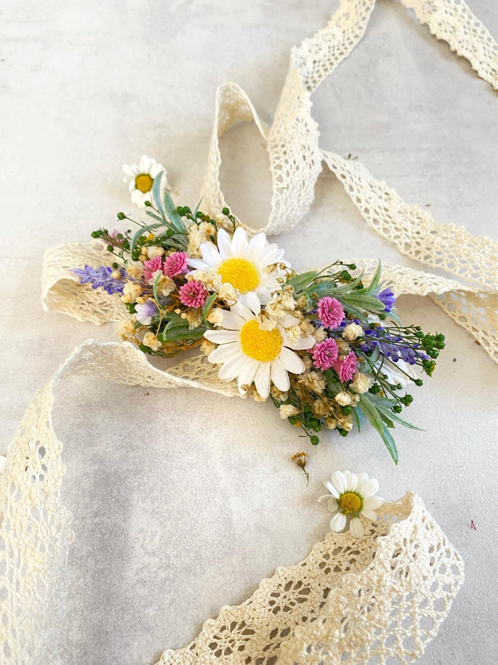 Floral Dog Collar: Lavender & Daisy Flower Collar, Wedding Accessory – handmade floral hair accessory by magaela