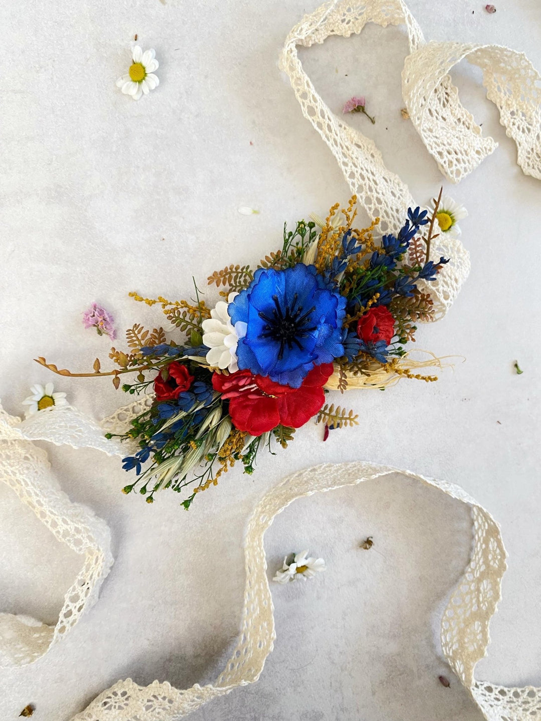 Floral Dog Collar: Poppy Meadow Design, Wedding Accessory (S Size) – handmade floral hair accessory by magaela