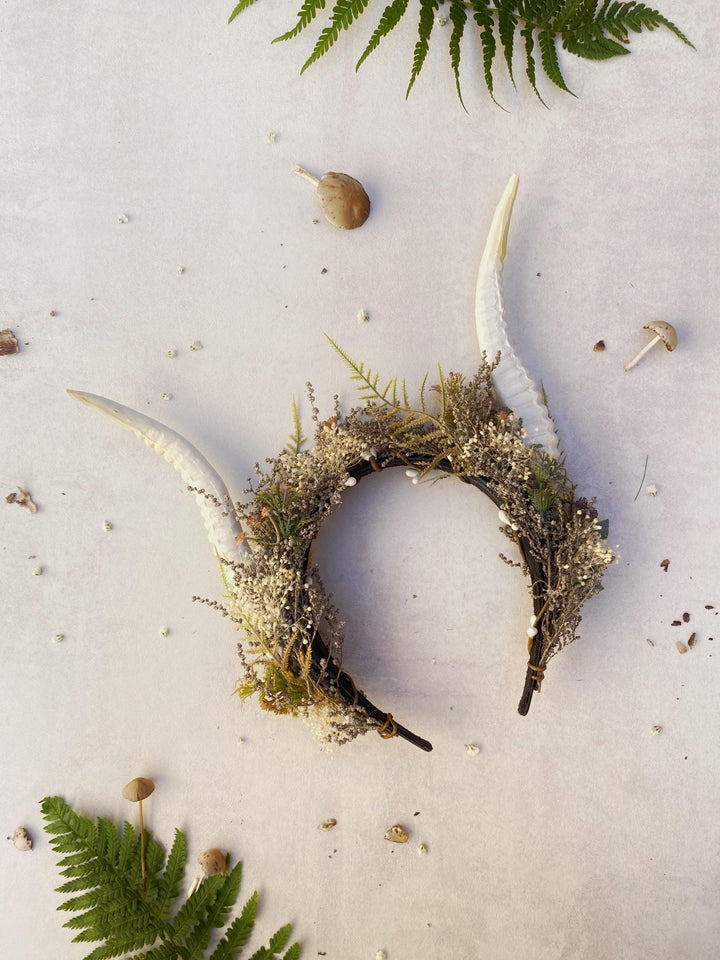 White Horns Flower Crown: Gothic Wedding Headpiece, Pagan Witch – handmade floral hair accessory by magaela