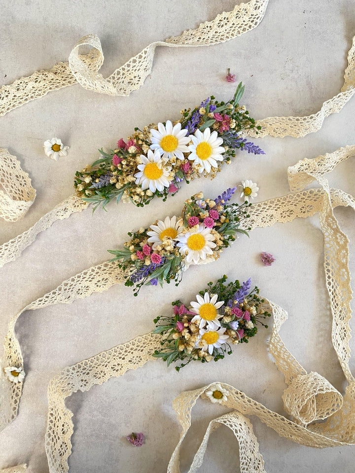 Floral Dog Collar with Lavender & Daisy - Wedding Pet Accessory (M Size) – handmade floral hair accessory by magaela