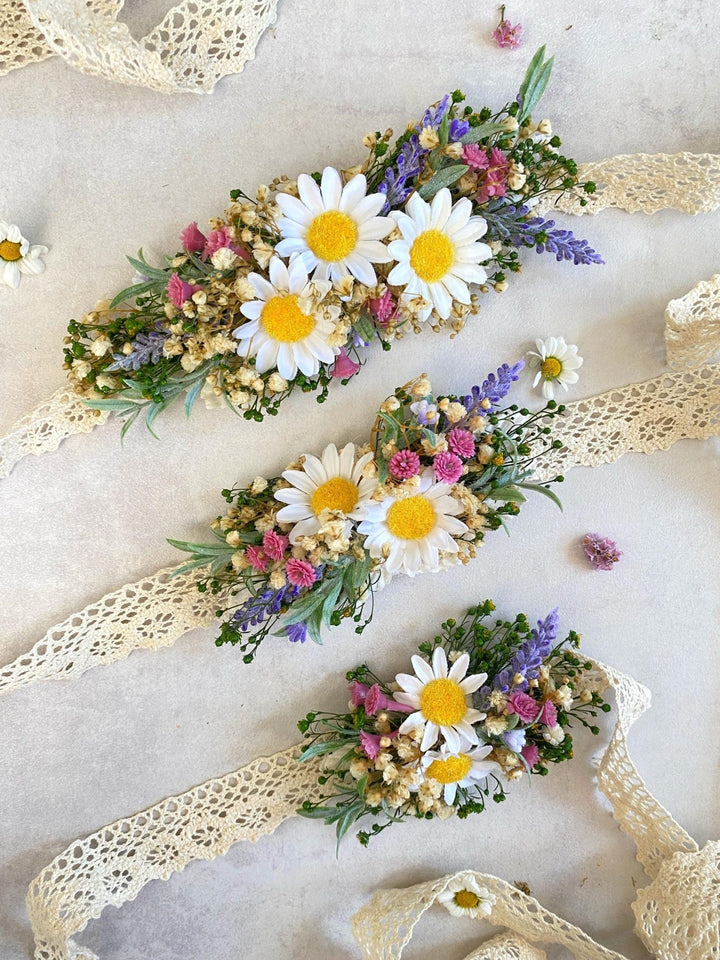 Floral Dog Collar with Lavender & Daisy - Wedding Pet Accessory (M Size) – handmade floral hair accessory by magaela