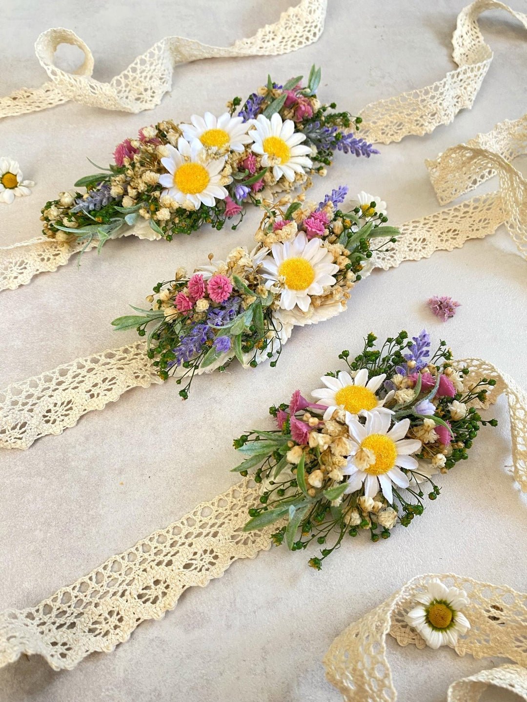 Floral Dog Collar: Lavender Daisy Flower Pet Collar - Wedding Accessory – handmade floral hair accessory by magaela