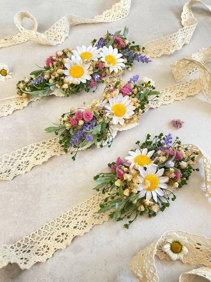 Floral Dog Collar with Lavender & Daisy - Wedding Pet Accessory (M Size) – handmade floral hair accessory by magaela