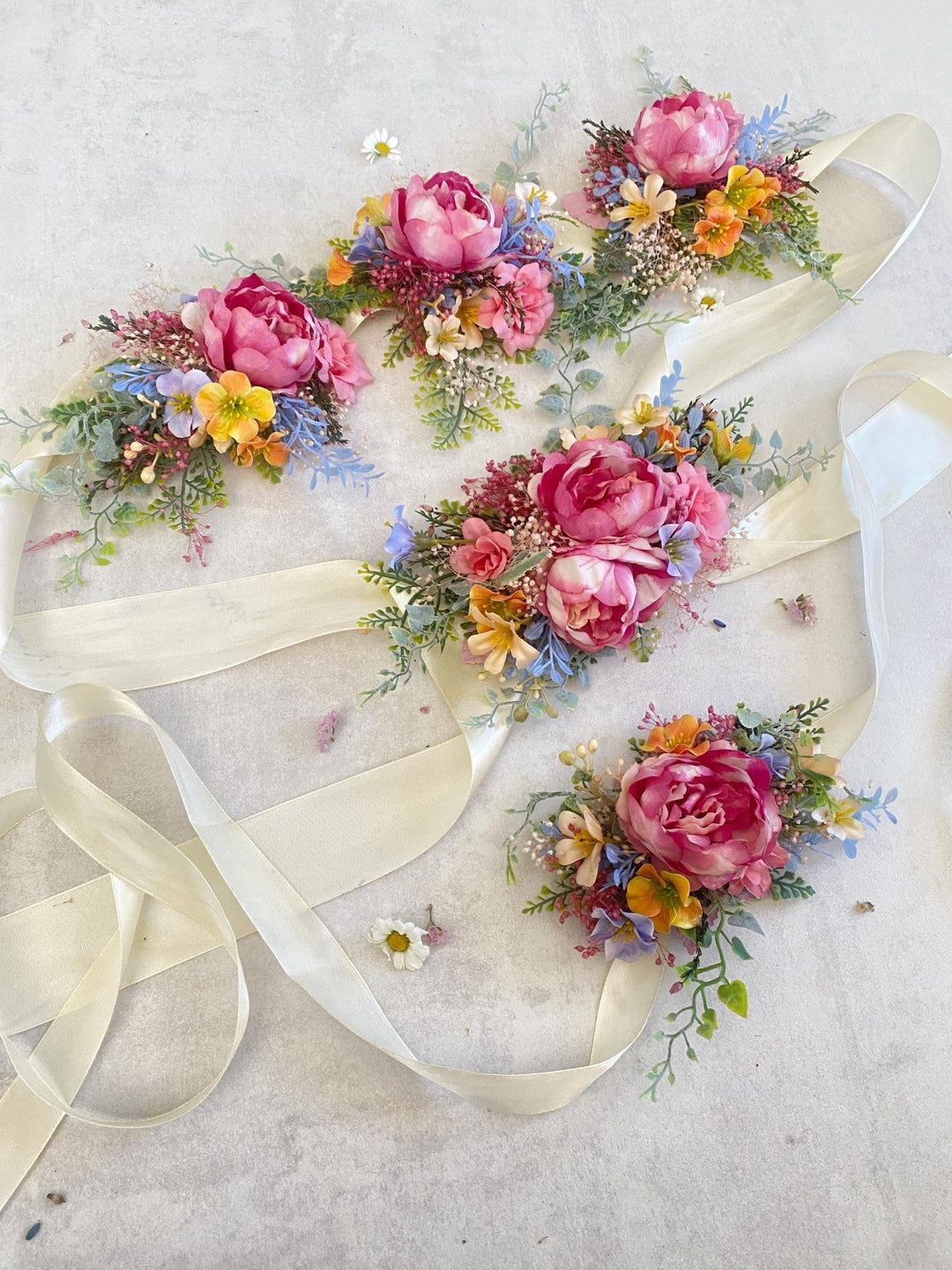 Floral Dog Collar - Garden Wedding Flower Collar (S Size) – handmade floral hair accessory by magaela