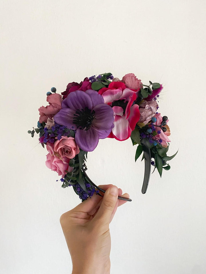 Double sided Frida headband in purple and magenta tones – handmade floral hair accessory by magaela