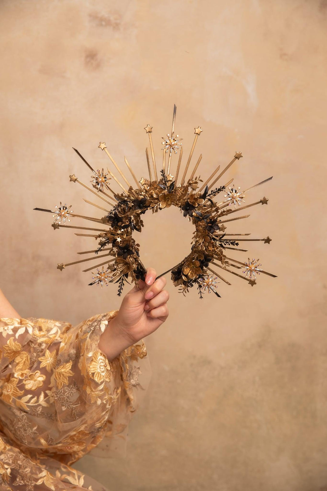 Gold and black Halo Crown: Luxury Bridal Headpiece with veil – handmade floral hair accessory by magaela