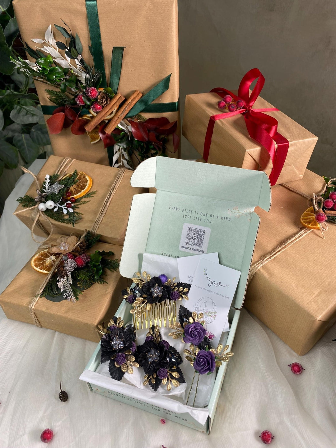 Handmade gift box "Taste of the night" - black and purple glamour hair comb, hairpins and shoes clips – handmade floral hair accessory by magaela