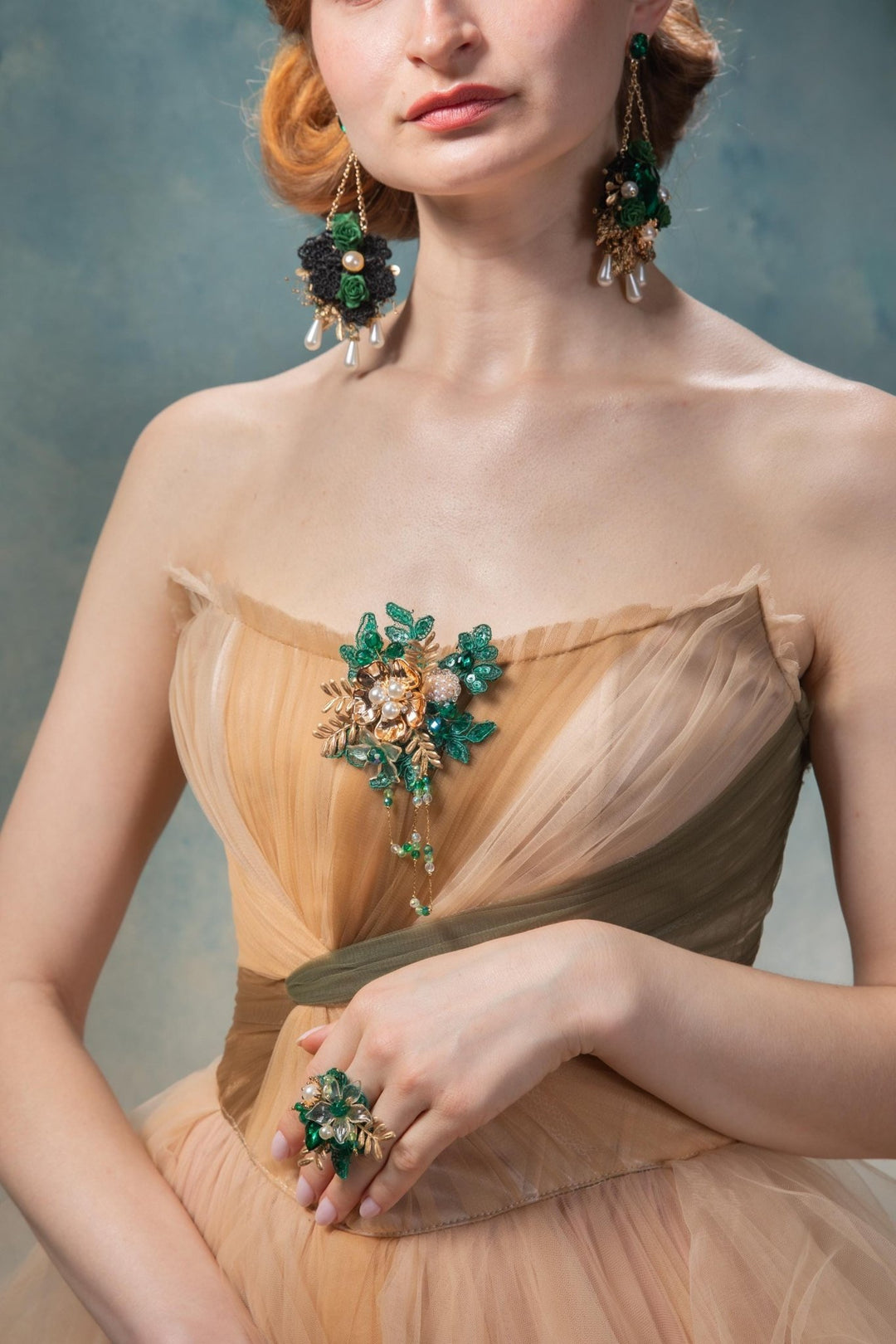 Emerald Green & Gold Flower Brooch – Glam Wedding Jewelry • Luxury Floral Pin – handmade floral hair accessory by magaela