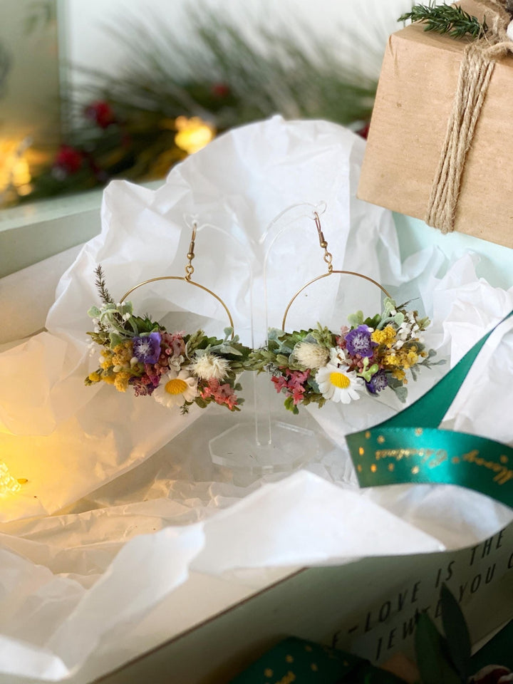 Handmade gift box "The first spring greeting" - wild flowers wreath, hair comb and earrings – handmade floral hair accessory by magaela