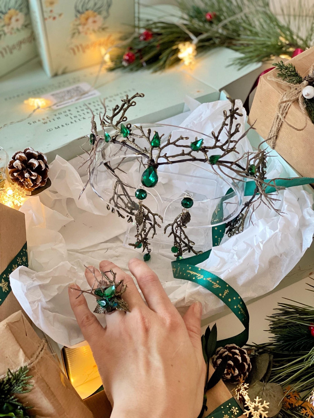 Handamde gift box "Elven secrets" - fairy tiara, rings and earrings – handmade floral hair accessory by magaela