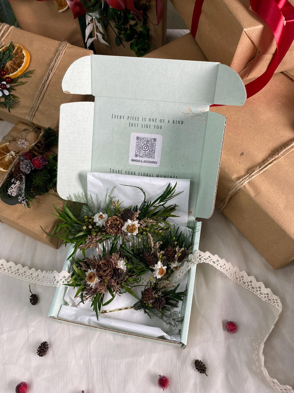 Handmade gift box "The rustling of the forest" - woodland hair comb, bracelet and hairpins – handmade floral hair accessory by magaela