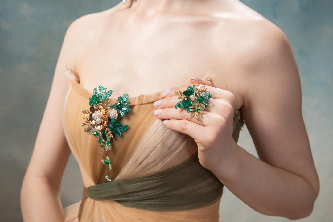Emerald Green & Gold Flower Brooch – Glam Wedding Jewelry • Luxury Floral Pin – handmade floral hair accessory by magaela