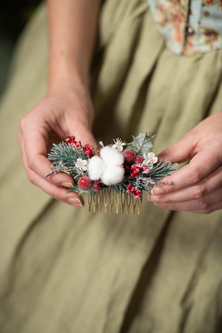 Winter Wedding Hair Comb – Christmas Cotton Flower & Red Berry Hairpiece – handmade floral hair accessory by magaela
