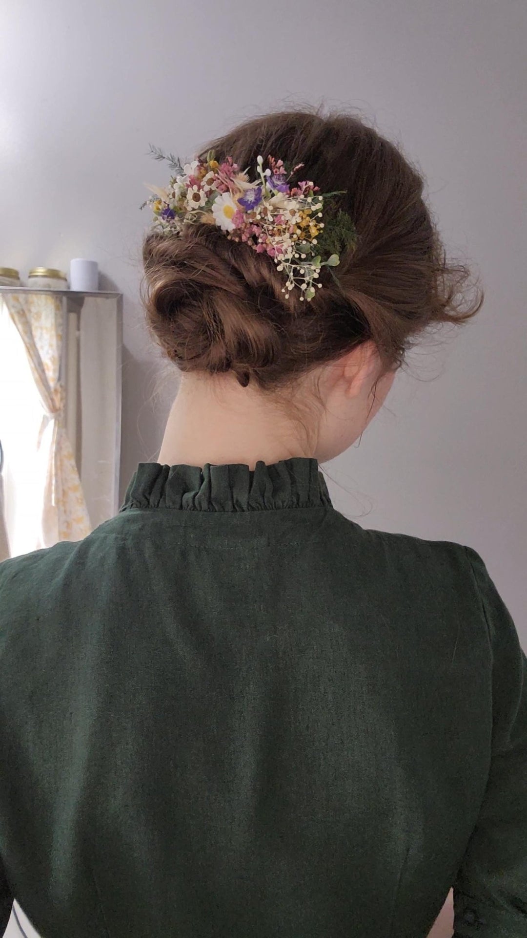 Wildflower Bridal Hair Comb – Meadow Daisy Hairpiece, Rustic Boho Wedding Hair Accessory – handmade floral hair accessory by magaela