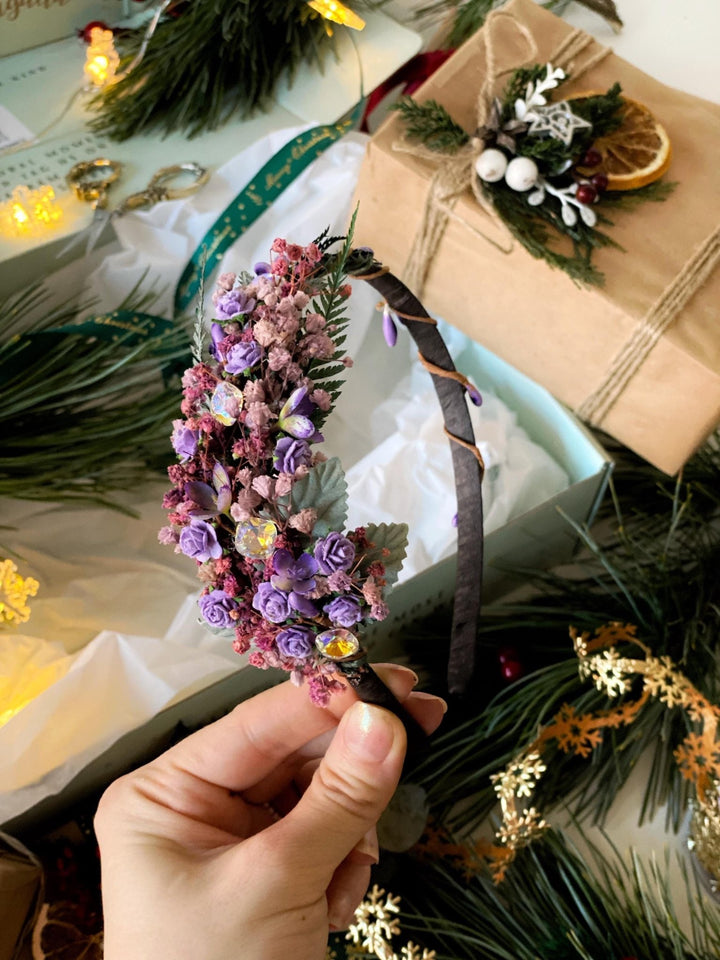 Handmade gift box "Flashes of dimming" - purple headband, brooch and earrings – handmade floral hair accessory by magaela