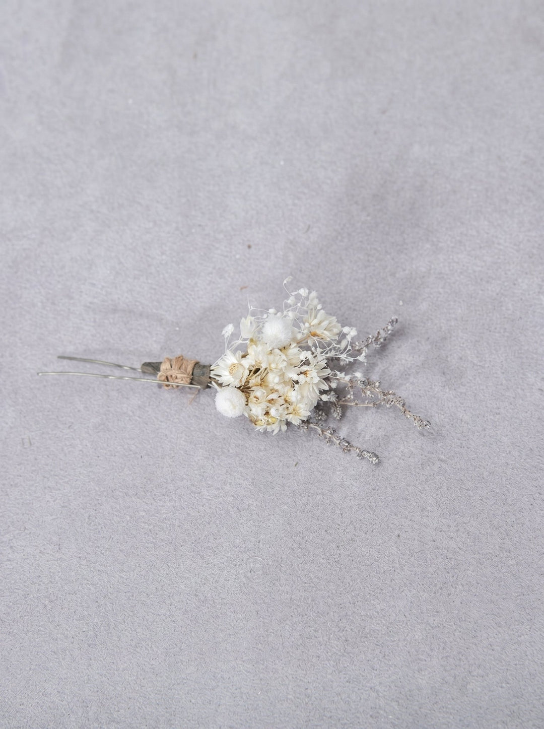 Ivory Baby's Breath Hairpins: Beige Dried Flower Wedding Hair Accessories – handmade floral hair accessory by magaela
