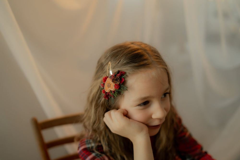 Gingerbread heart Christmas Hair Clip with berries : Holiday Accessory – handmade floral hair accessory by magaela