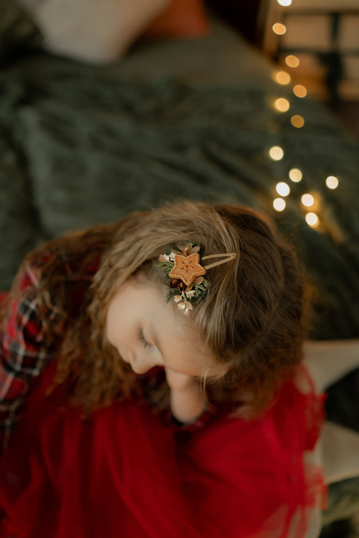 Gingerbread Star Flower Christmas Hair Clip: Holiday Accessory – handmade floral hair accessory by magaela