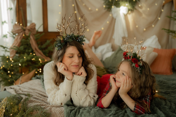 Christmas Reindeer Antler Headband: Woodland blueberries with lights – handmade floral hair accessory by magaela