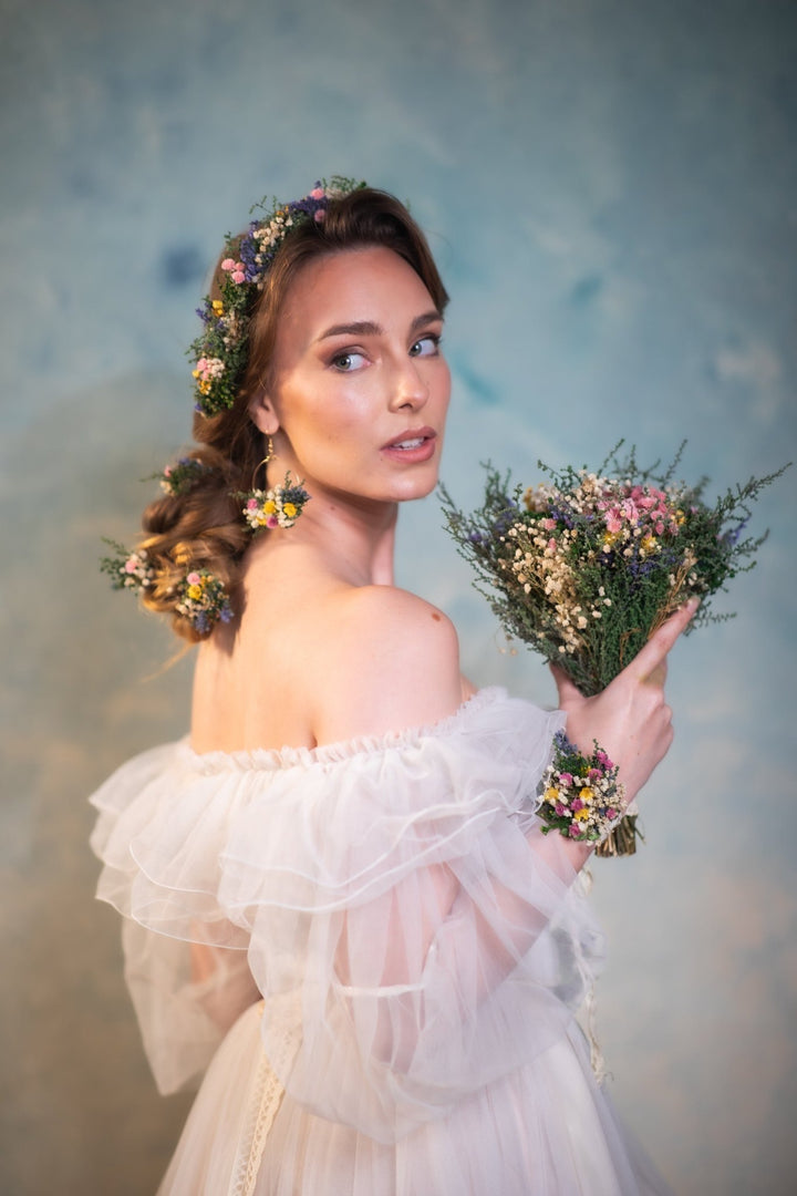 Wildflower Bridal Bouquet: Summer Meadow Wedding, Cottagecore Style – handmade floral hair accessory by magaela