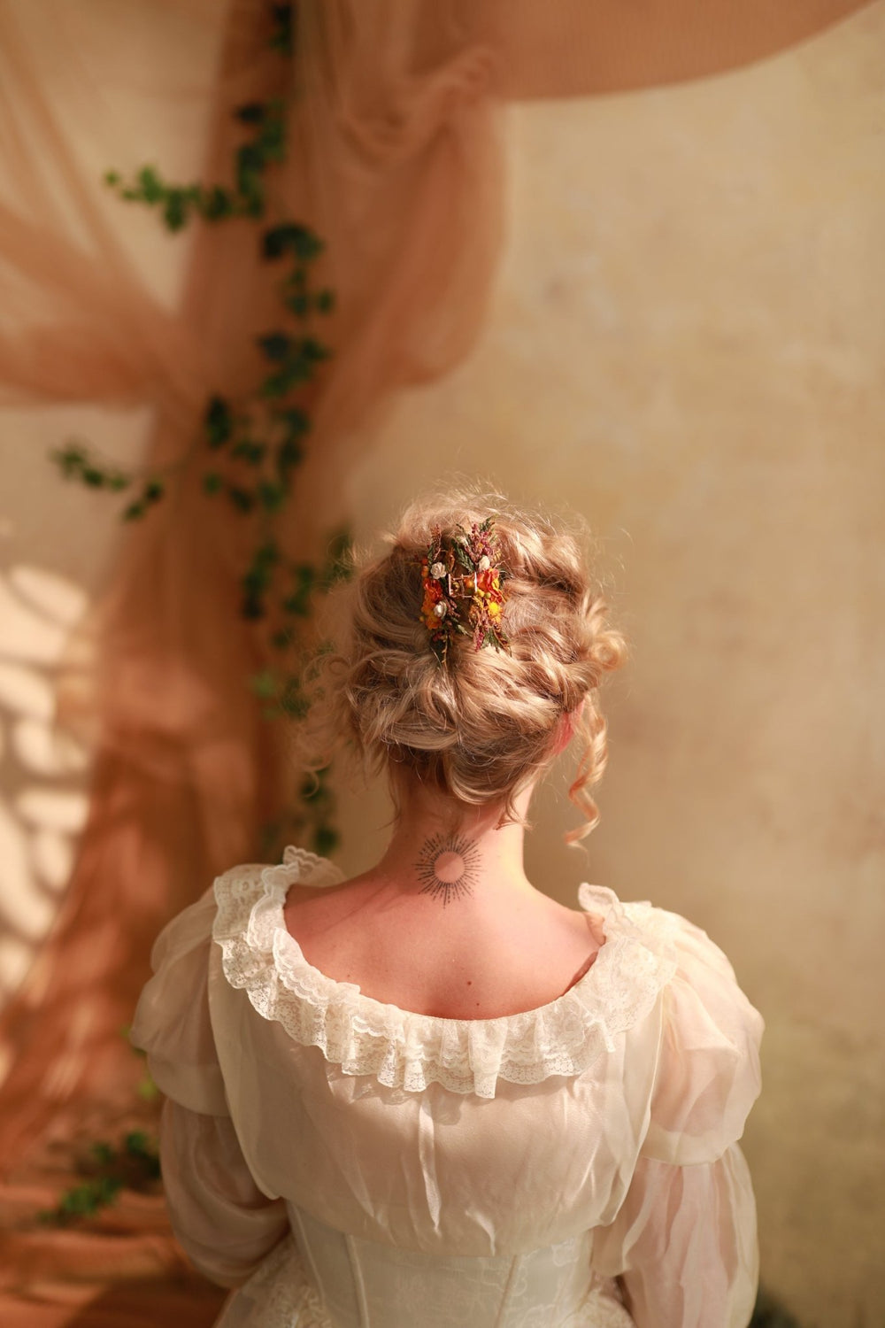 Terracotta hair claw clip - floral hair accessory for everyday wear – handmade floral hair accessory by magaela