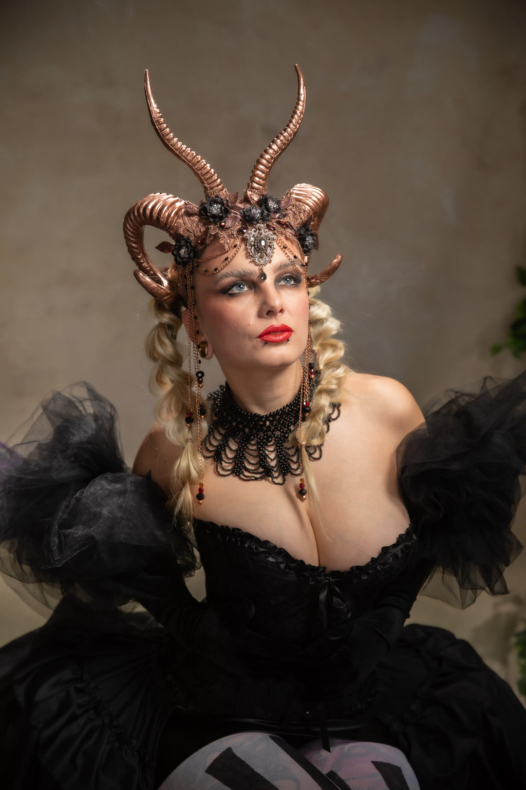 Glam woodland bronze-black horns crown: magical accesory for fantasy ball
