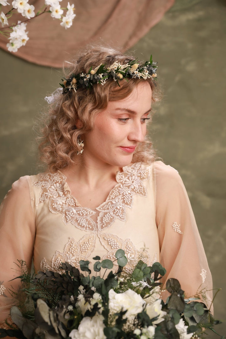 Greenery Bridal Flower Crown – Vintage Botanical Wedding Headpiece – handmade floral hair accessory by magaela