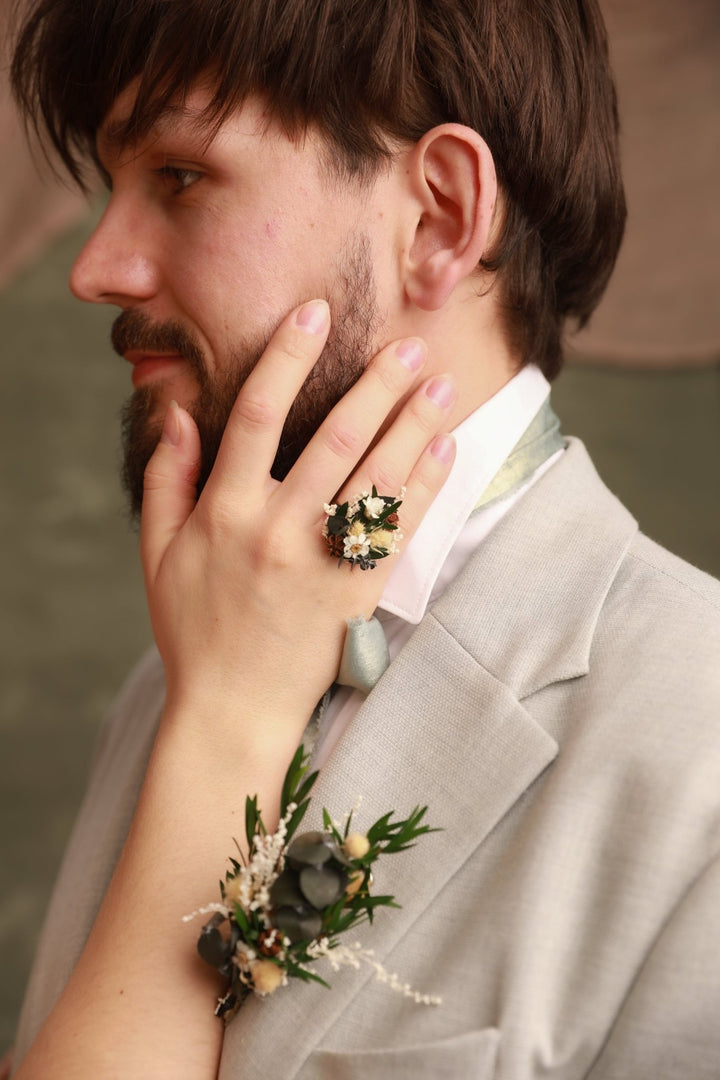 Adjustable Floral Ring – Botanical Greenery Wedding Ring – handmade floral hair accessory by magaela
