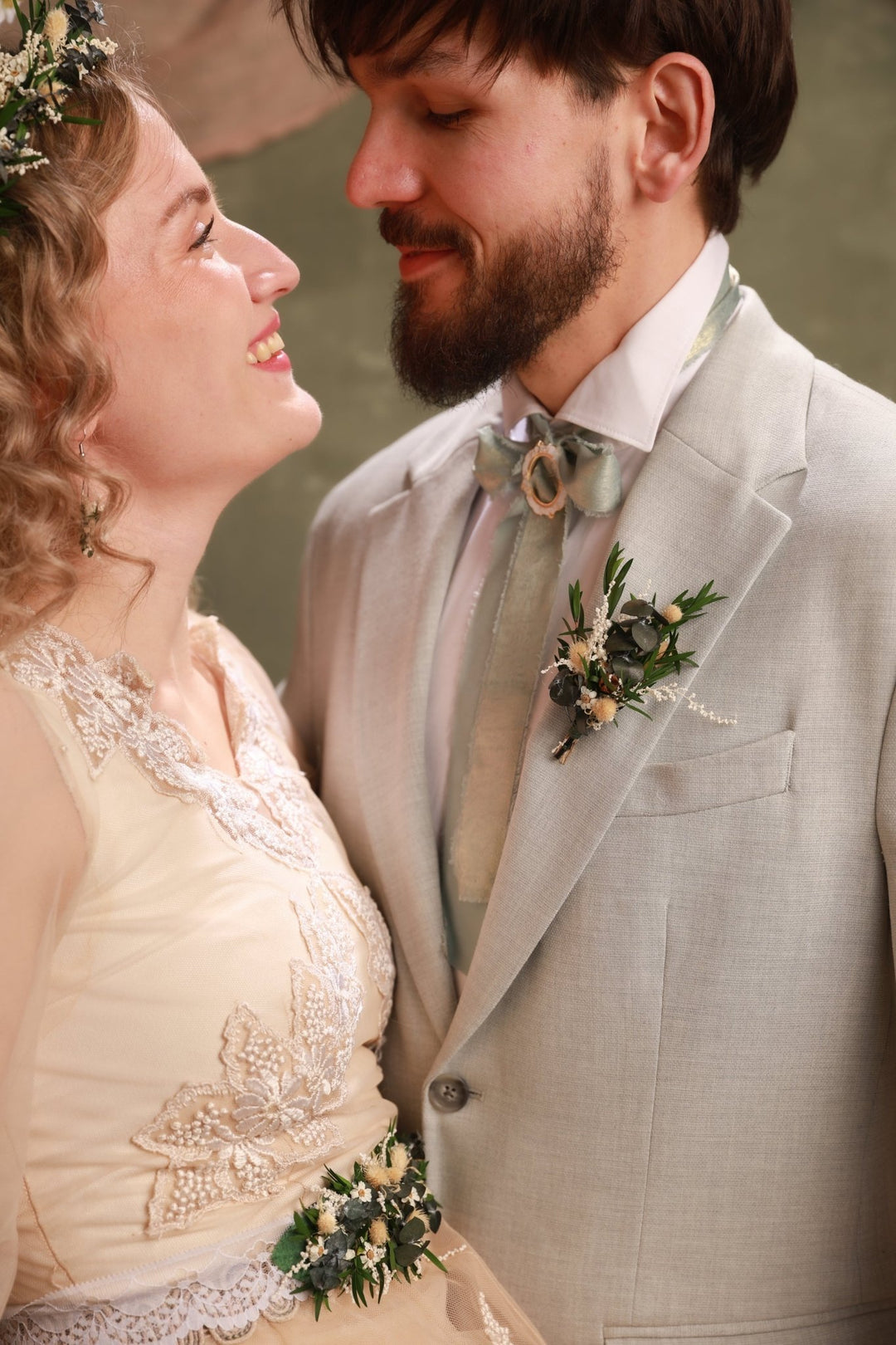 Groom Boutonniere – Vintage Greenery Wedding Flower – handmade floral hair accessory by magaela