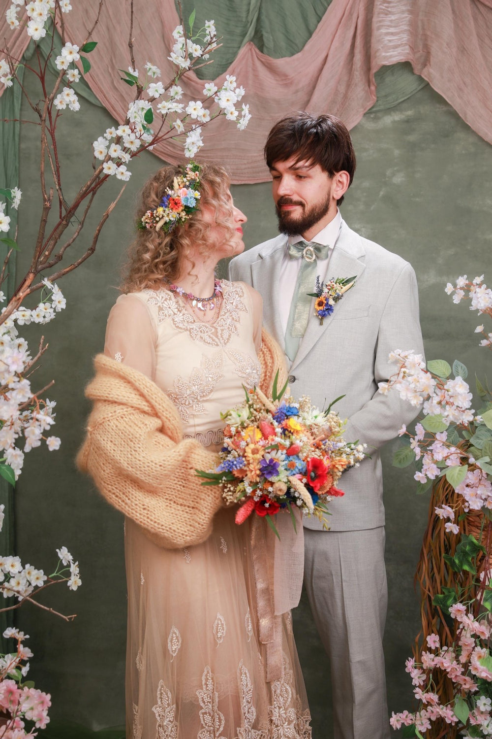 Wildflower Meadow Bridal Bouquet – Vintage Poppy & Cornflower Wedding Bouquet – handmade floral hair accessory by magaela