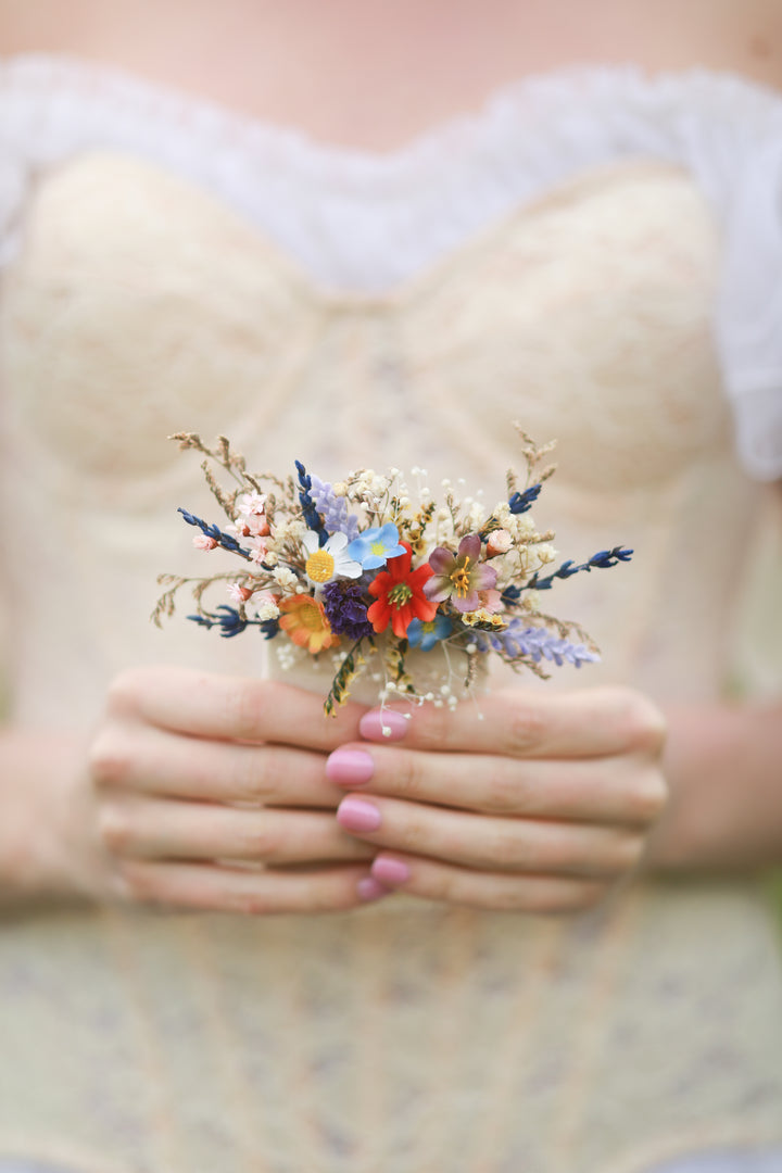 Wildflower Classic Boutonniere - Colorful Meadow Flower Lapel Pin for Groom
