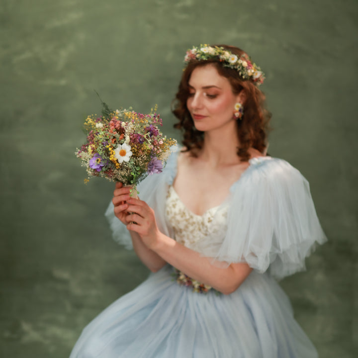 Wildflower Bridesmaid Bouquet – Daisies, Lavender, Thistles and Meadow Grasses | Tossing & Mother Bouquet – handmade floral hair accessory by magaela