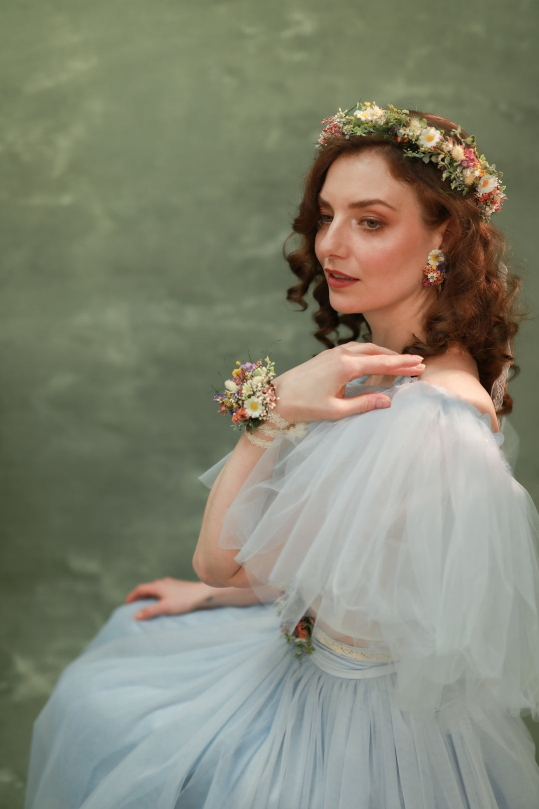 Wildflowers Floral Bracelet – Daisy and Dried Flower Wedding Wrist Corsage – handmade floral hair accessory by magaela