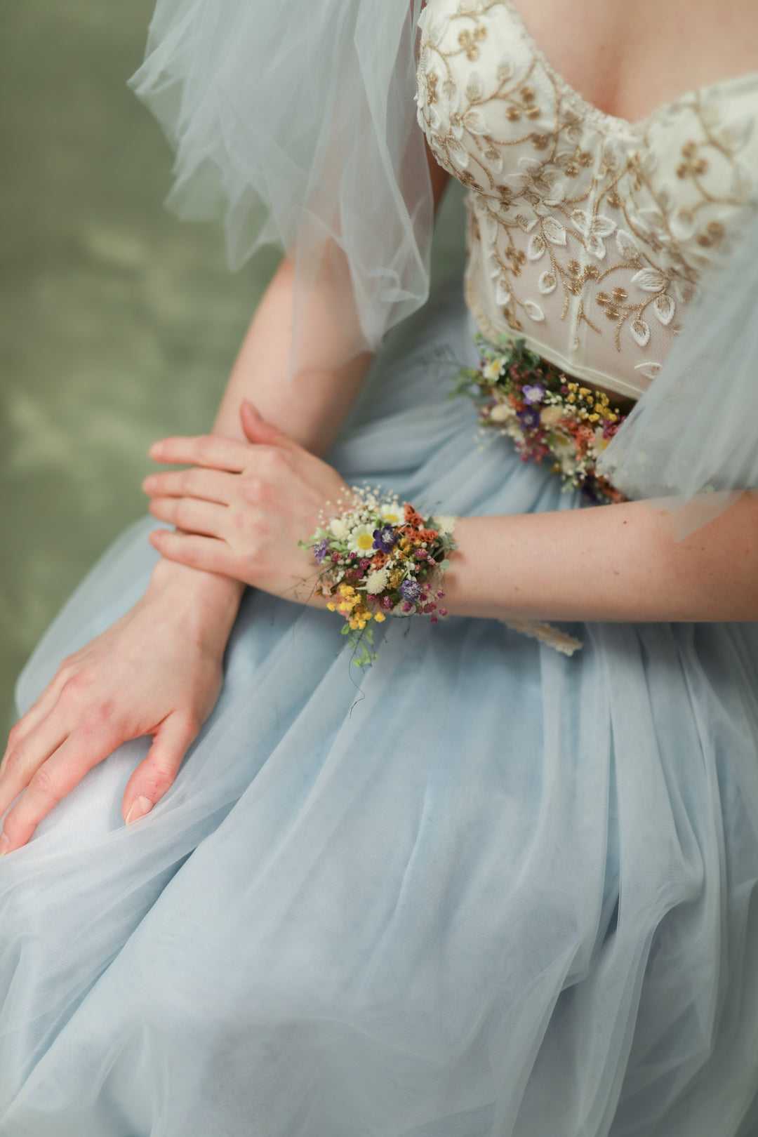 Wildflowers Floral Bracelet – Daisy and Dried Flower Wedding Wrist Corsage – handmade floral hair accessory by magaela