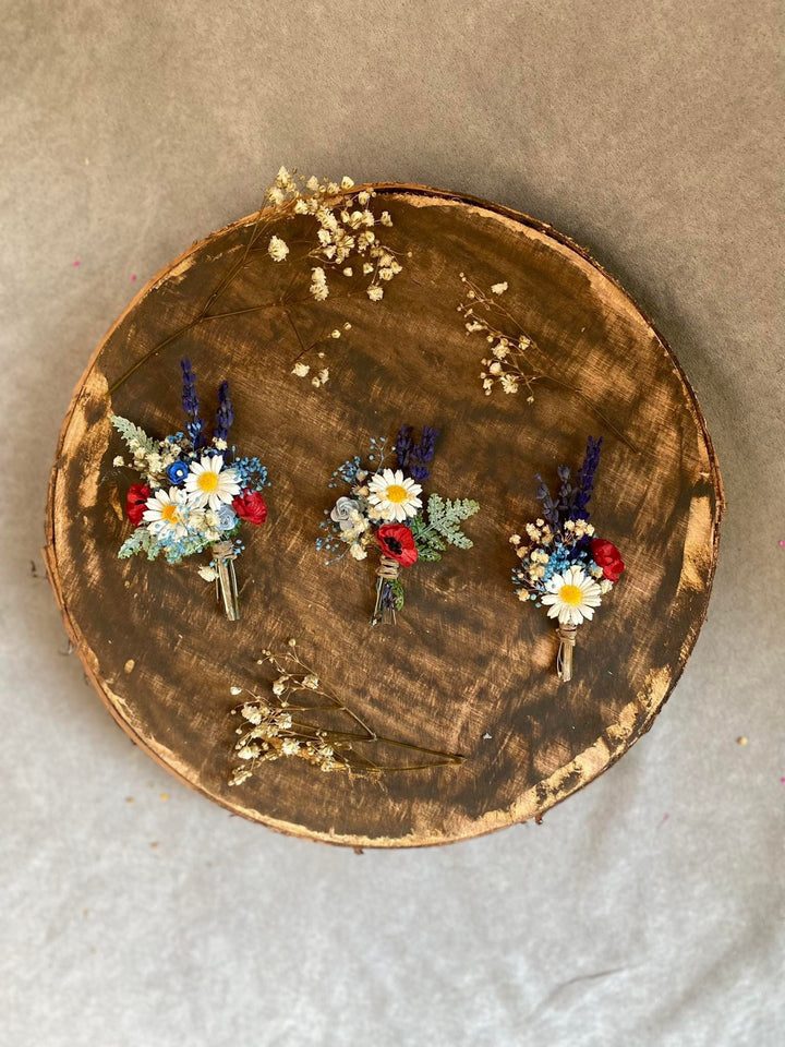 Meadow Flower Boutonniere: Folk Wedding Groom Corsage – handmade floral hair accessory by magaela