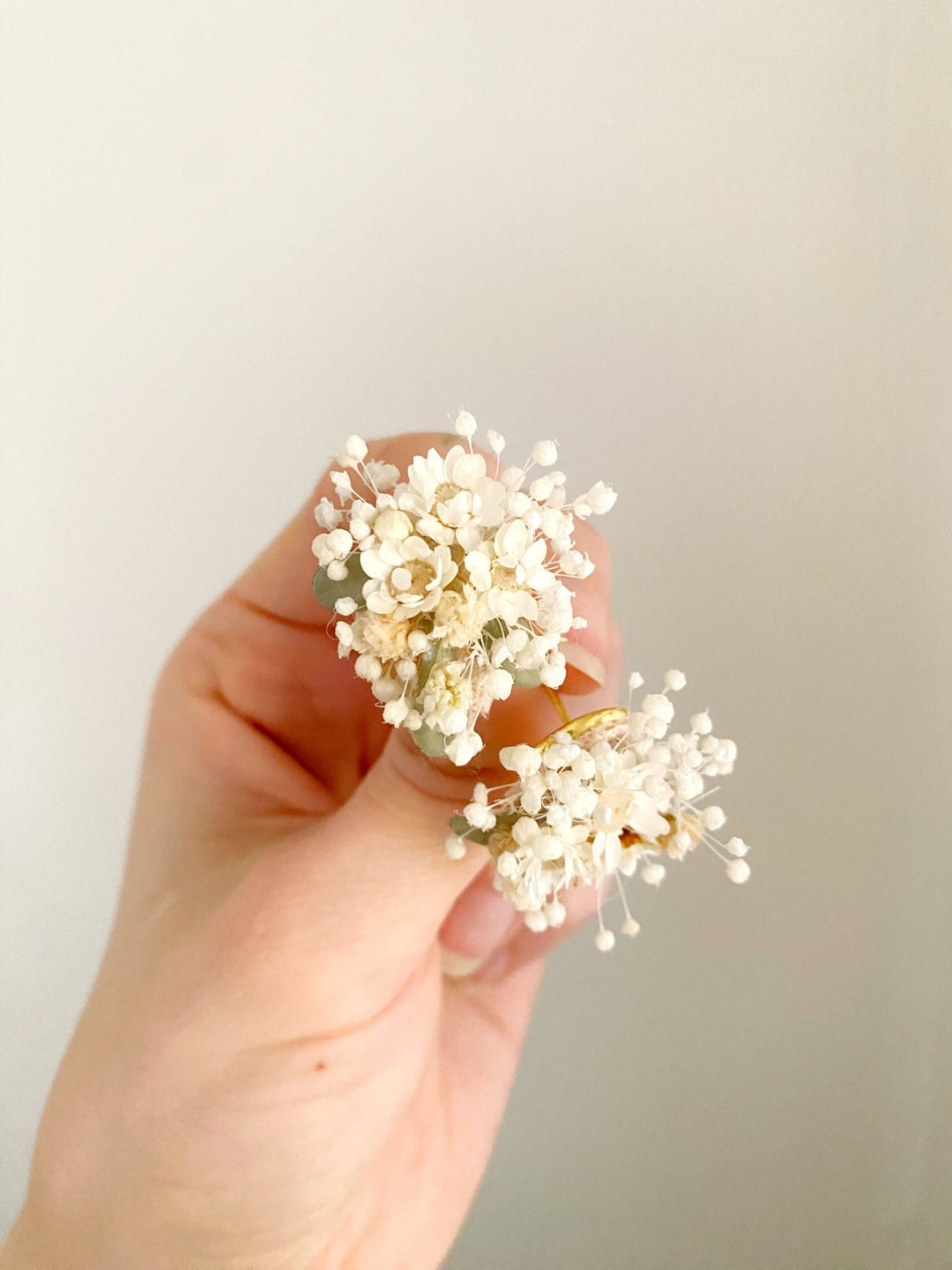 Floral Stud Earrings – Ixodia & Gypsophila Bridal Studs – handmade floral hair accessory by magaela