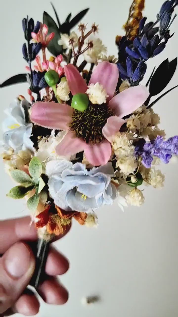 Lavender Wedding Boutonniere: Meadowy Groom Buttonhole