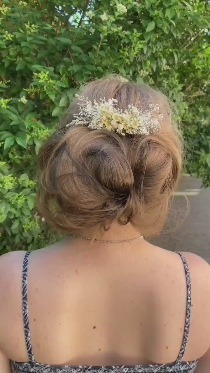 Ivory Baby's Breath Bridal Comb: Dried Flower Wedding Hair Accessory