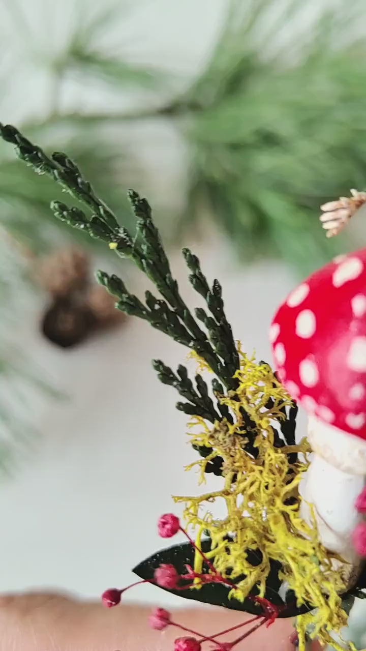 Toadstool Hairpin: Vintage Woodland Flower Headpiece