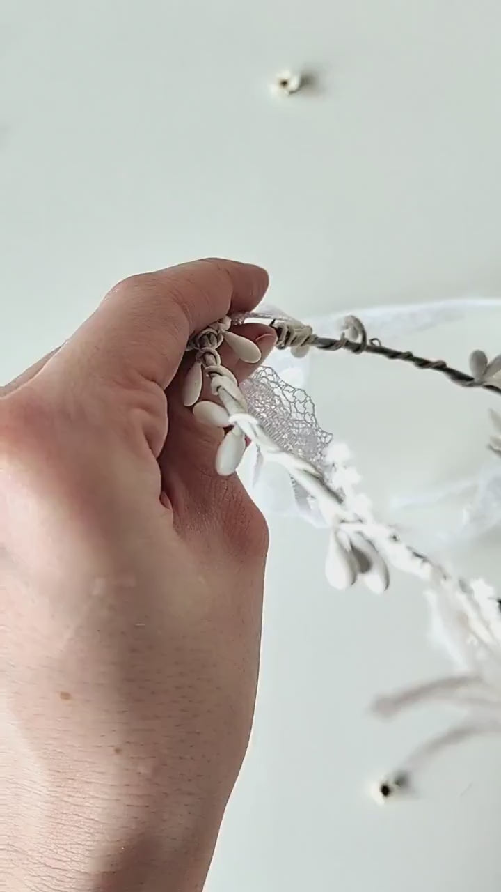 White Flower Crown: First Communion Wreath, Bridal Headpiece