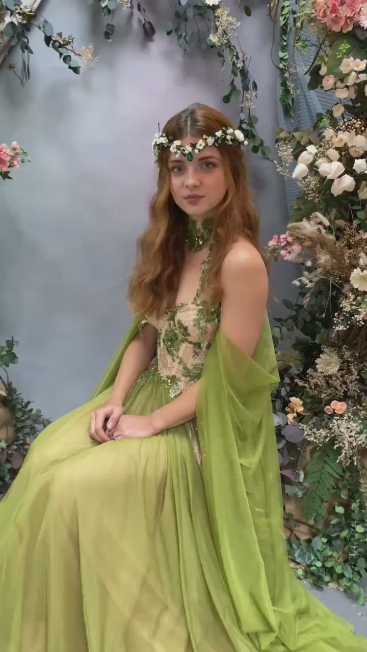 Greenery Flower Tiara: Elven Bridal Crown, Woodland Wedding