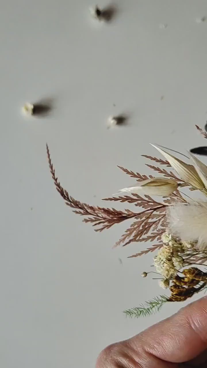Wildflower Hair Comb: Rustic Bridal Accessory with Preserved Flowers