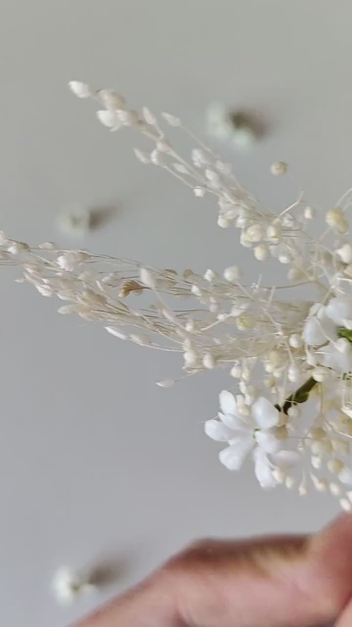 White Flower Wedding Hair Comb: Bridal Headpiece, Handmade