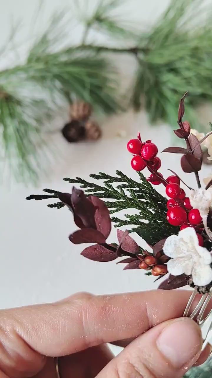 Christmas Berry Hair Comb: Winter Wedding Woodland Headpiece